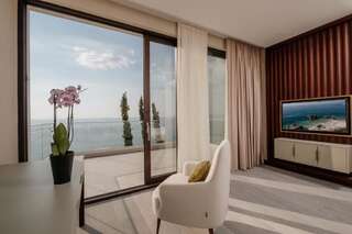 Курортные отели ĀNANTI Resort, Residences & Beach Club Свети-Стефан Вилла с собственным бассейном-11