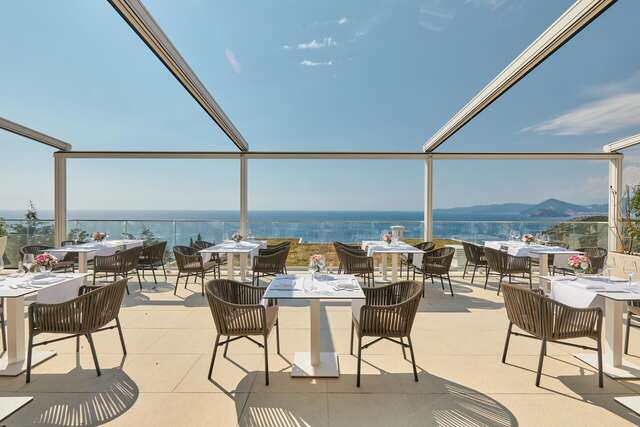 Курортные отели ĀNANTI Resort, Residences & Beach Club Свети-Стефан-9
